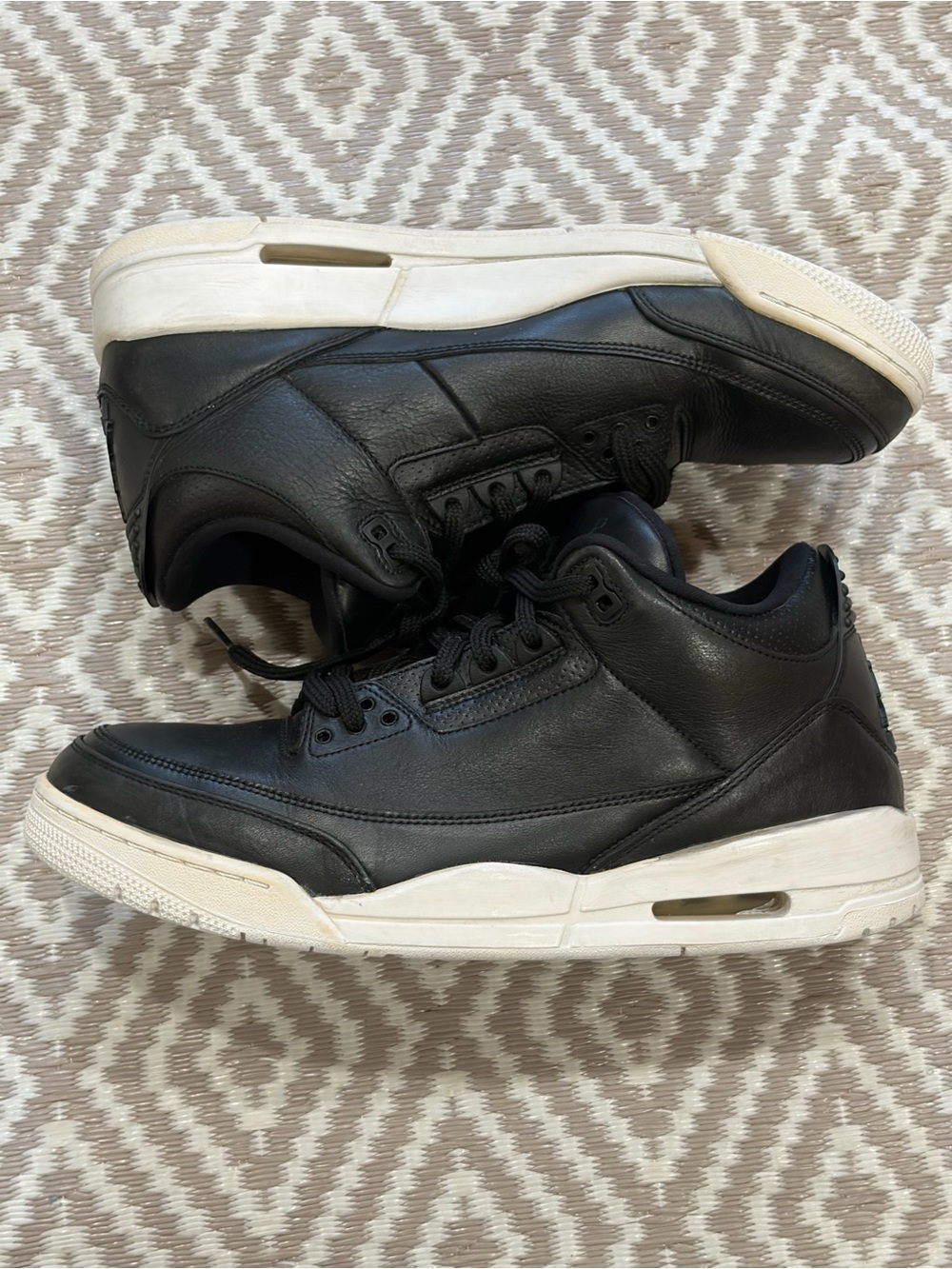 Air Jordan 3 Cyber Monday Black / White  Sneakers Men’s 11.5
